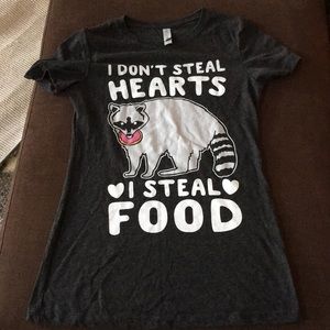 Racoon I don’t steal hearts I steal food tee